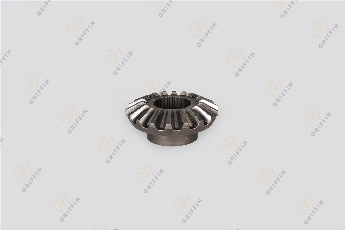 1519390 Шестерня полуосевая R770/780 (Б/У)