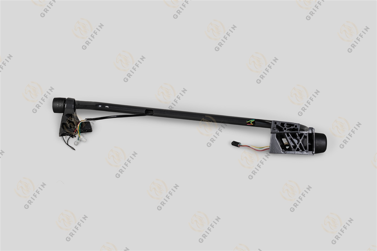GK129654 Кронштейн зеркала левый V FMX Volvo