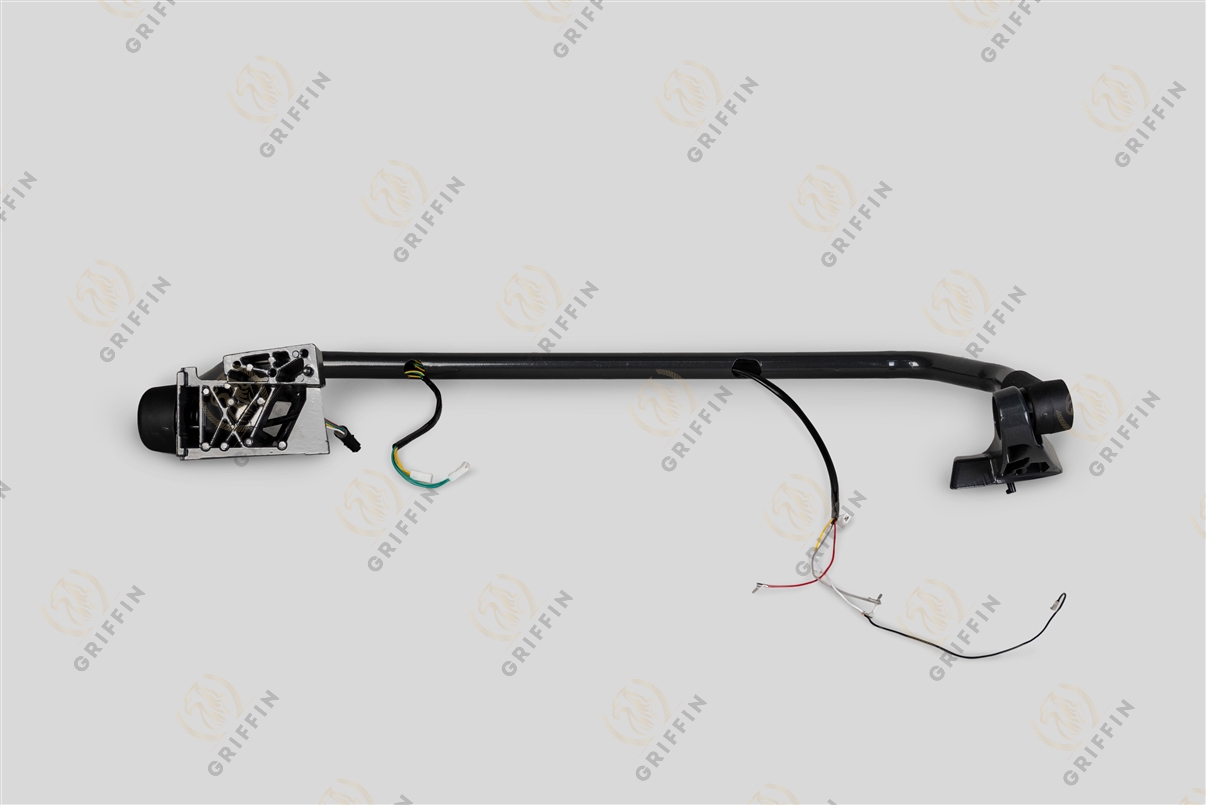 GK129655 Кронштейн зеркала правый V FMX