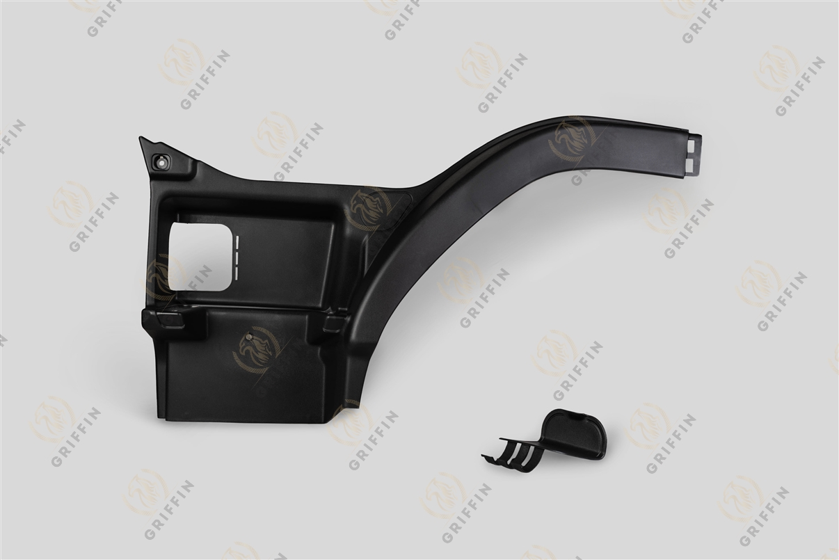 GK126051 Подножка с крылом левая V FM 2V Volvo