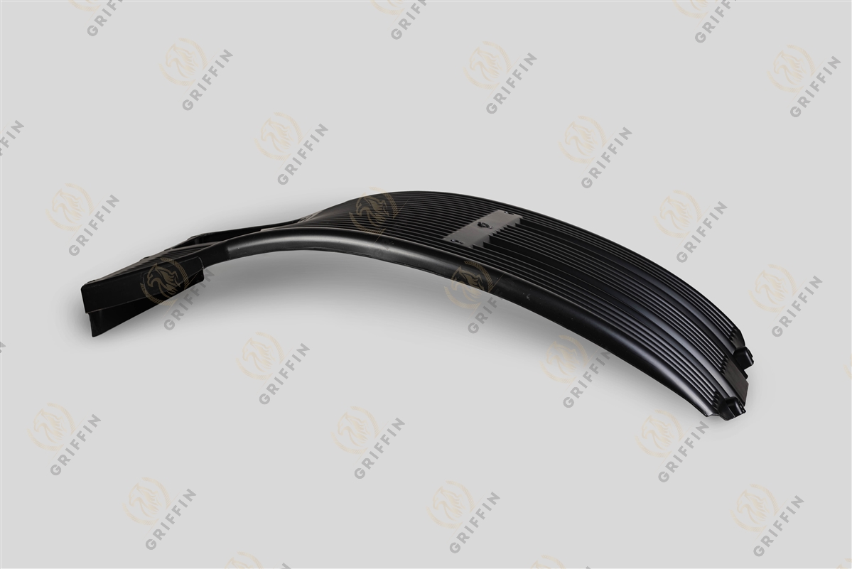 GK128502 Крыло переднее передняя часть правое V FH 1V Volvo