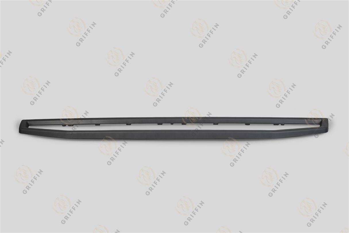 GK125568 Рамка решетки нижняя V FH 4V Volvo