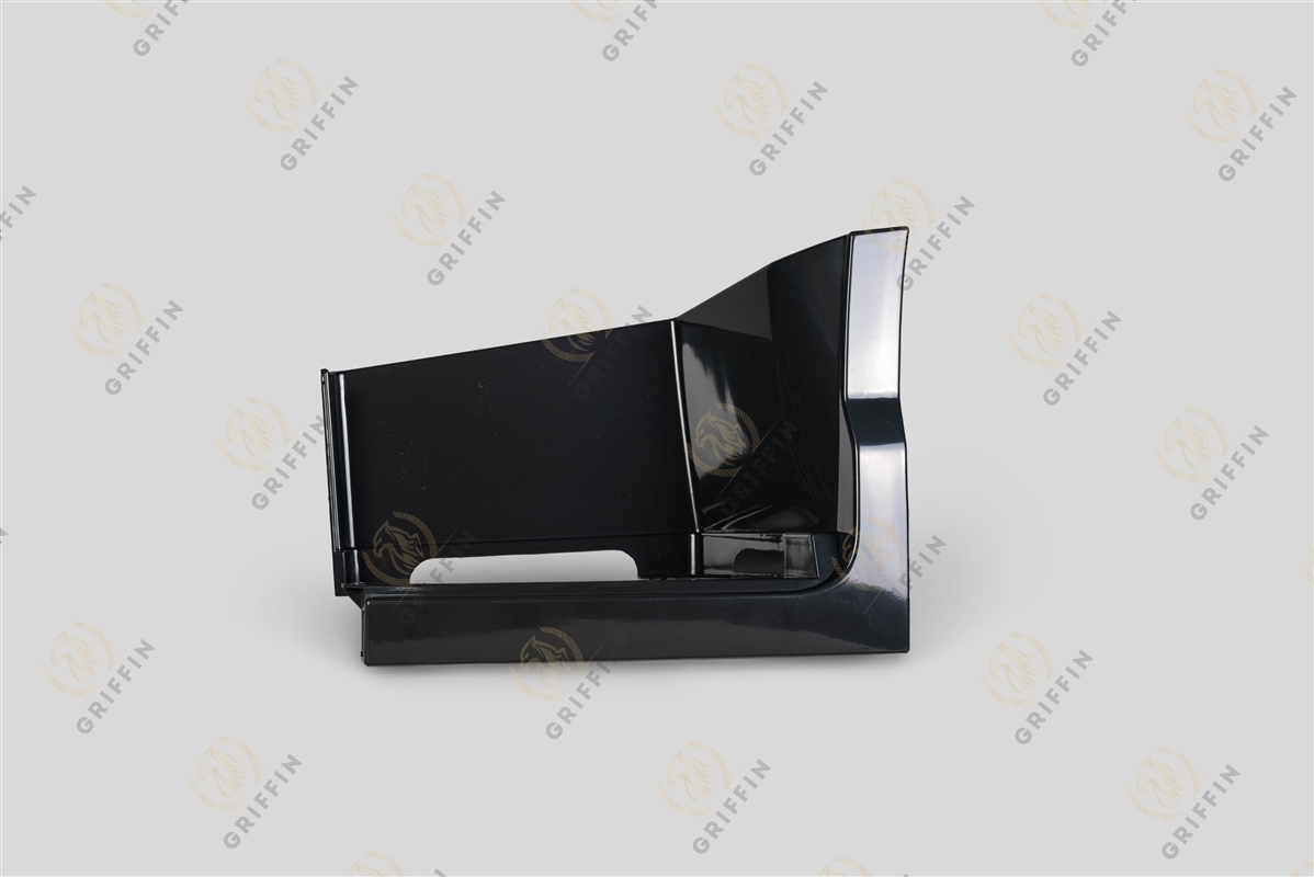 GK126048 Подножка нижняя левая V FH 4V (ABS под окраску) Volvo