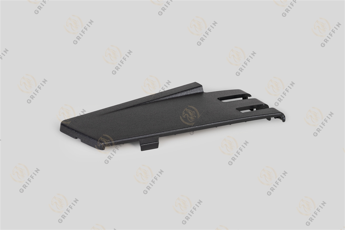 GK124454 Накладка в нижнюю решетку правая V FM 4V Volvo