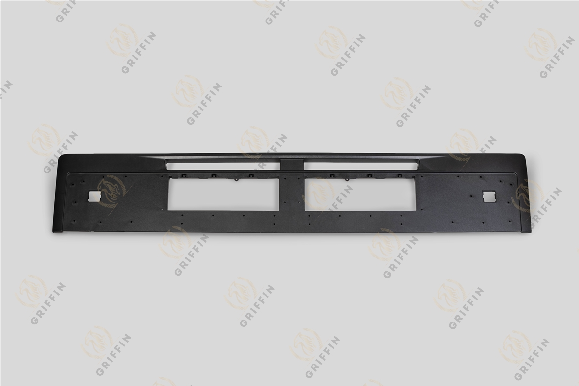 GK124411 Панель решетки в капот VOLVO