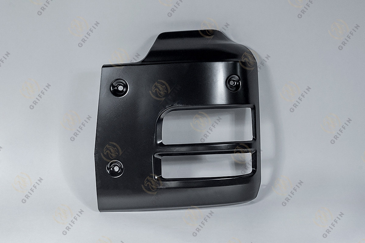 GK122203 Бампер левый MAN TGS/TGA M.L.LX (металл.)