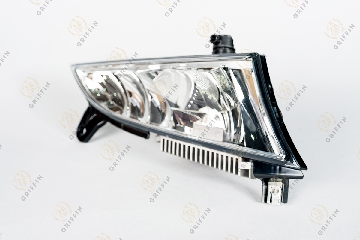 GK123707 Фара-прожектор в капоте RH (6 серия)
