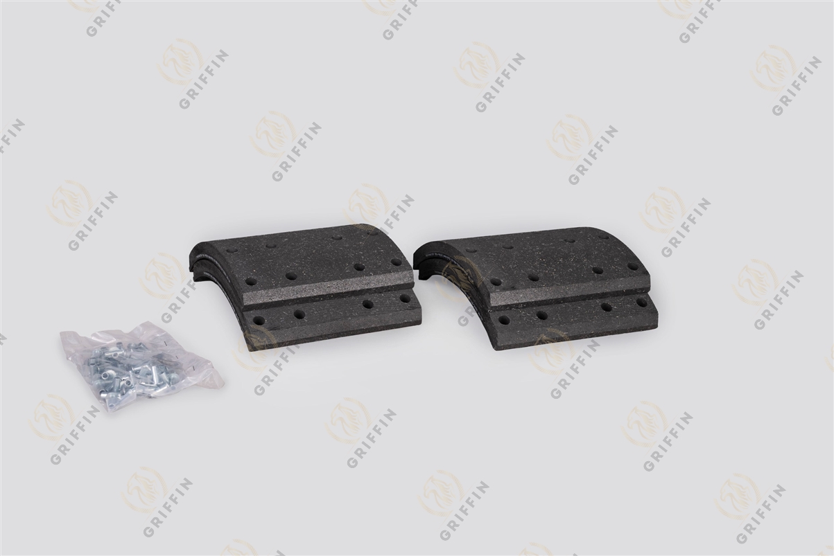 Накладки тормозные STD 19932 (413x203) с заклепками