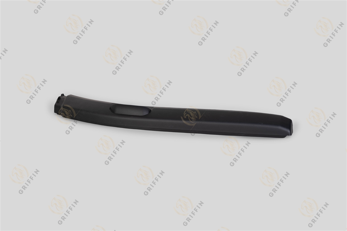 GK124404 Панель отделки колесной арки