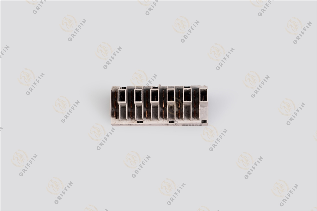 Держатель предохранителя (Б/У)