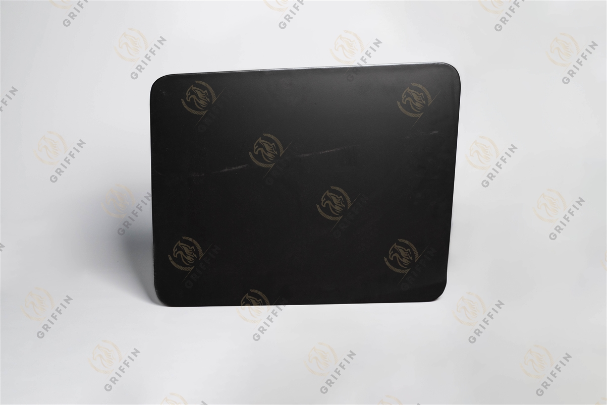 Крышка люка левая 6 серия