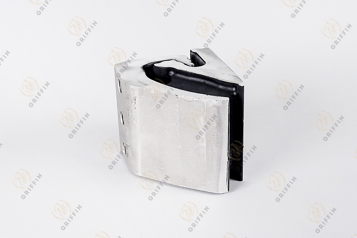 GK122858 Подушка двигателя 6 серия