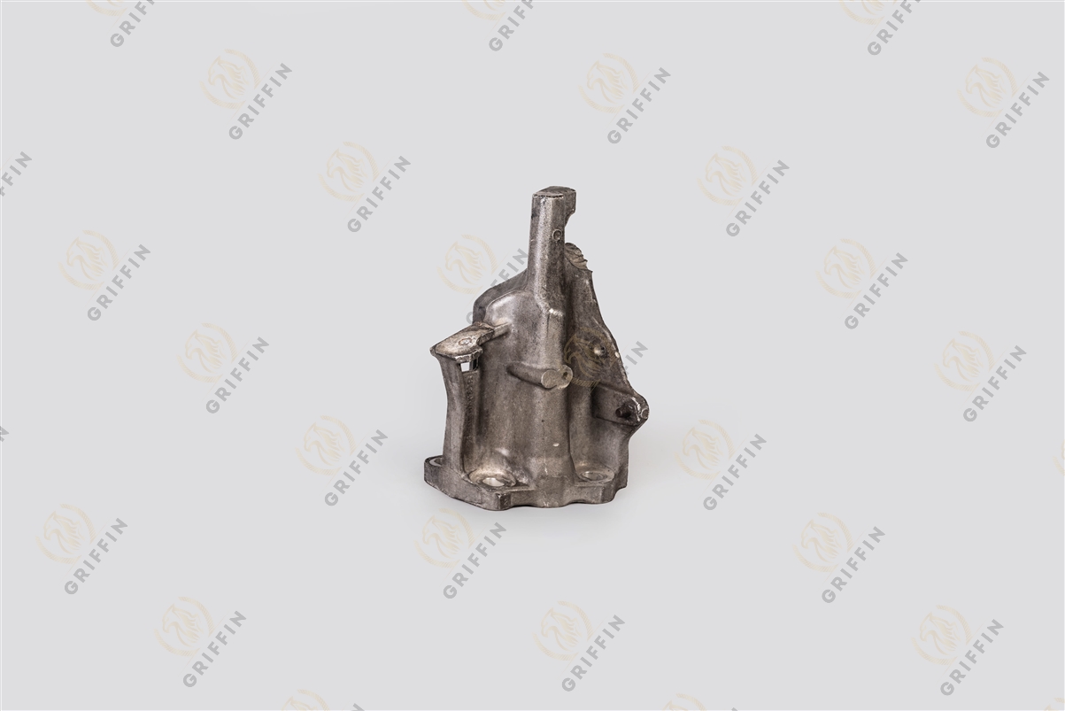 Кронштейн стабилизатора кабины алюминиевый правый (Б/У)