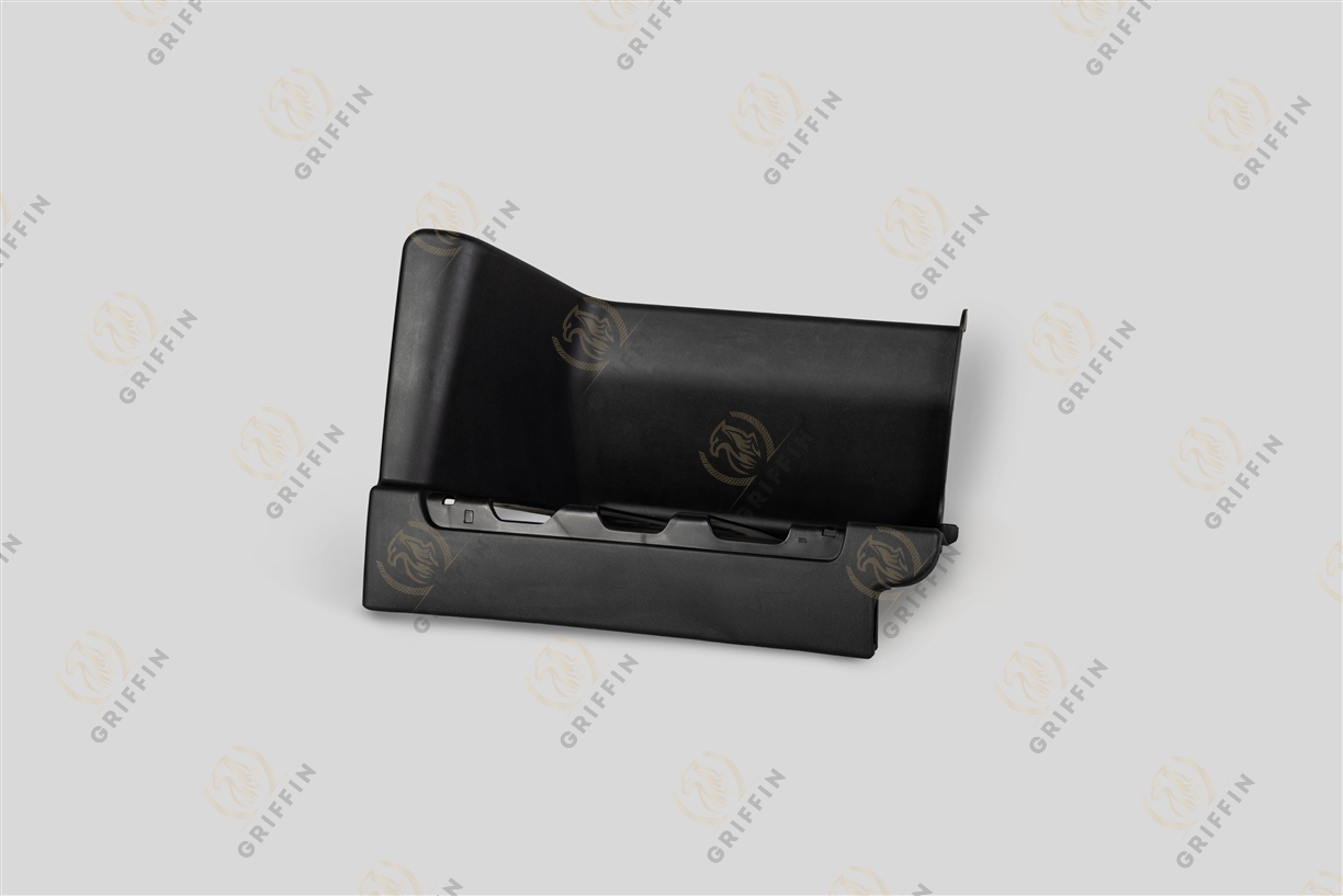 GK126045 Подножка нижняя правая V FM 4V