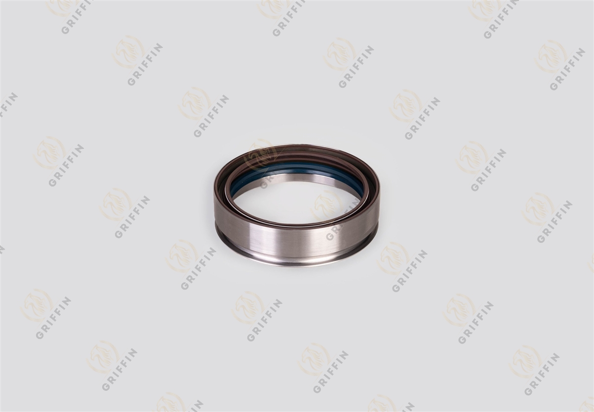 Два сальника в желез. обойме100*122*32 вход с КПП на разд, выход с разд на зад. мост (Premium)