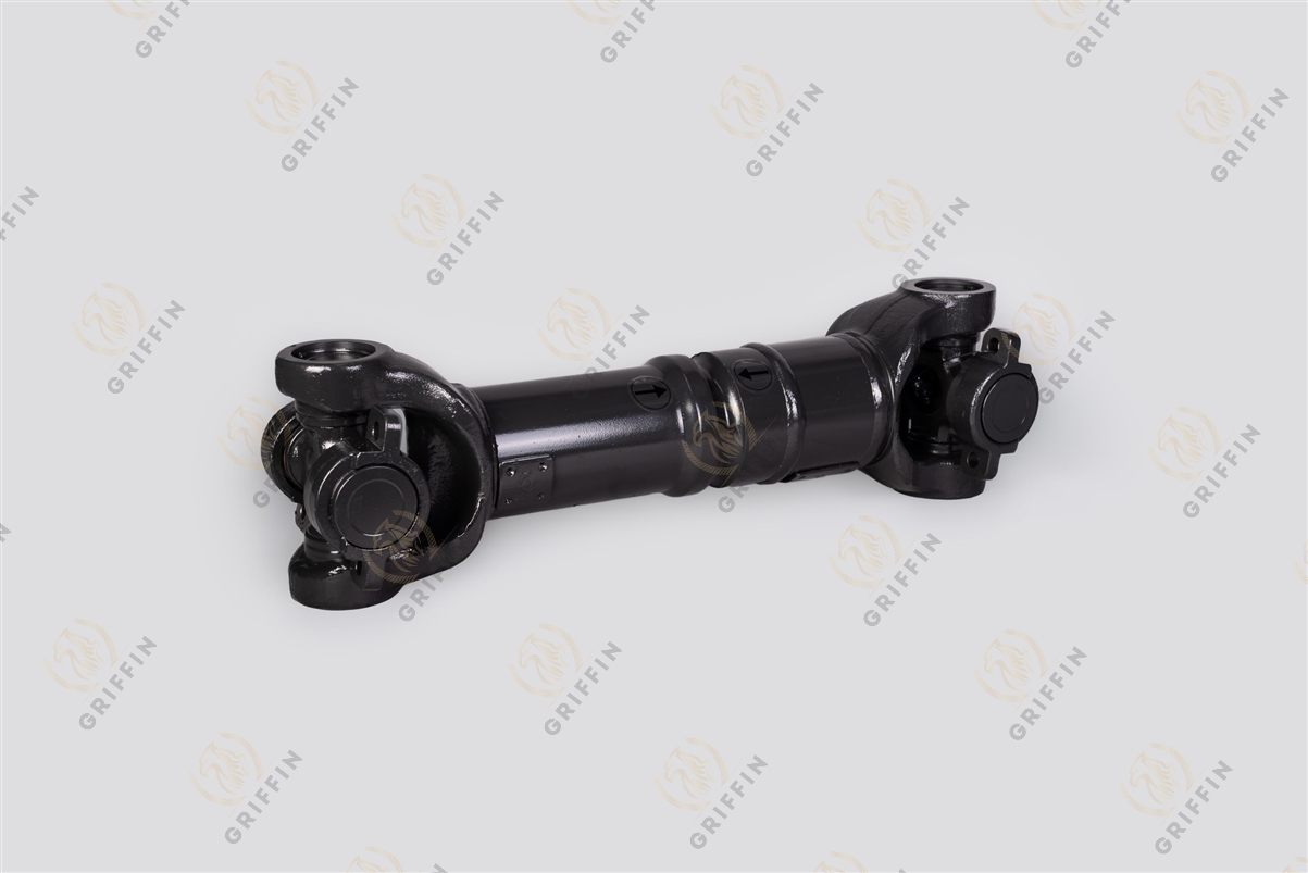 Карданный вал межосевой P520