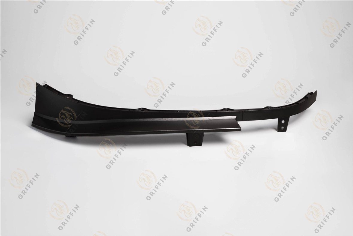 Уплотнение верхней части правого переднего крыла