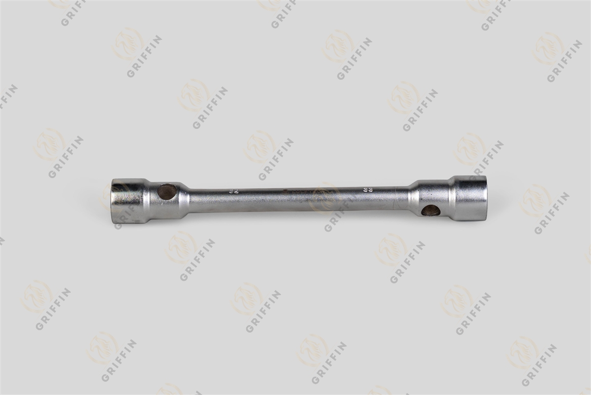 LT92020110001 Ключ баллонный 32*33