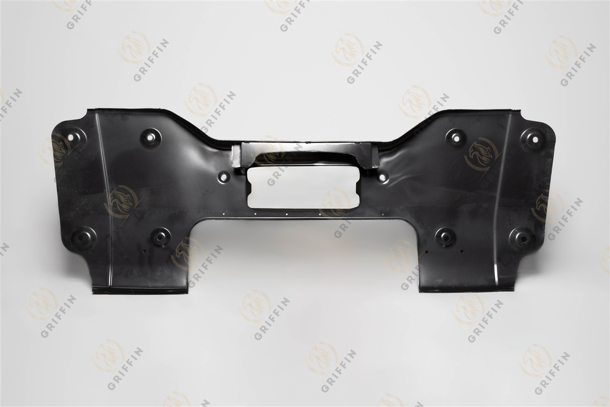 Бампер металлический средняя часть SITRAK