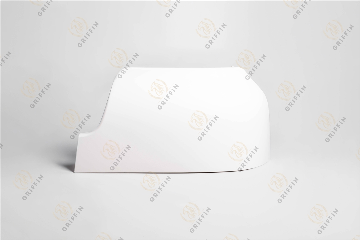 GK124536 Накладка бампера правая SITRAK