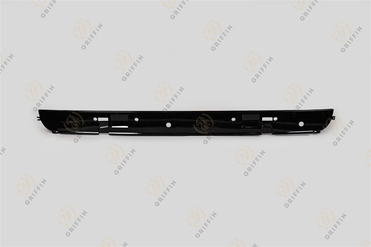 GK129427 Панель декоративная ветрового стекла SITRAK