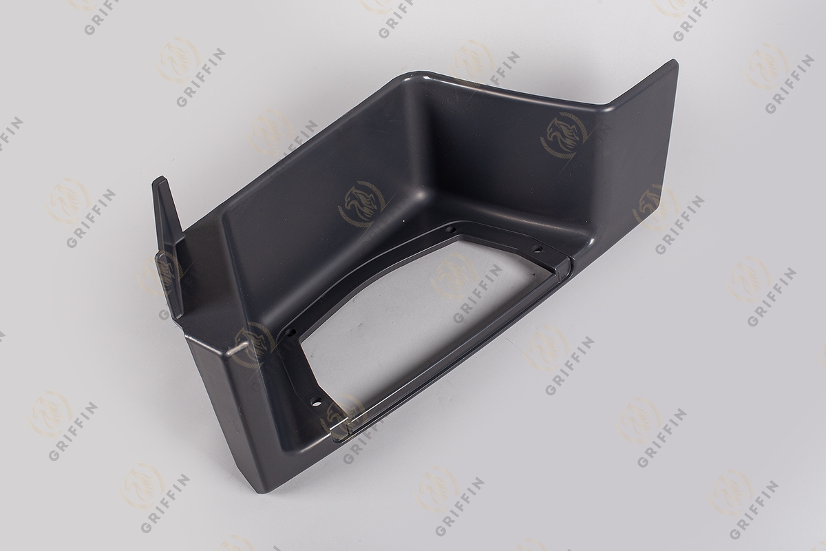Подножка нижняя левая Man TGA L/LX
