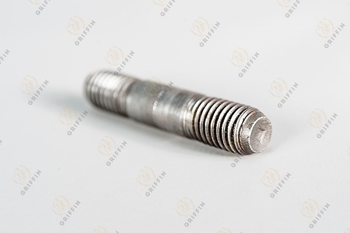 Шпилька ступицы  M12*1.75*60 (Б/У)
